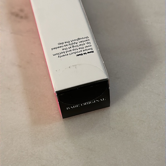 NEW Babe Glow Plumping Lip Jelly in Clear. Price is firm - Picture 3 of 4